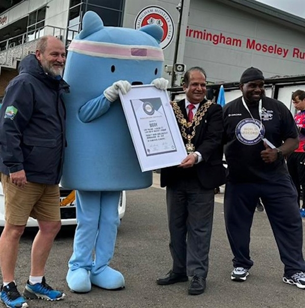 Car Pull - The community games mascot 